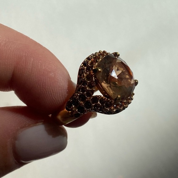 Swarovski champagne color crystal cocktail ring - Picture 13 of 15